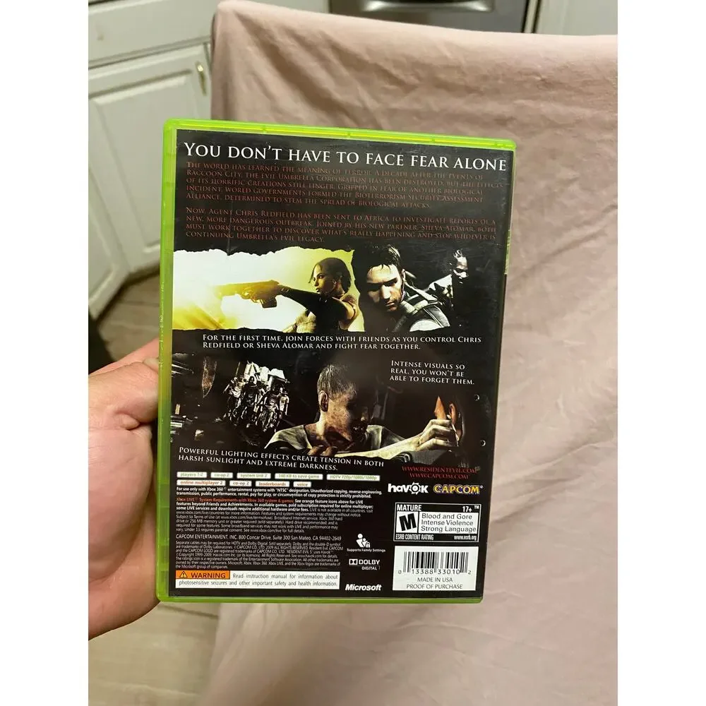 Resident Evil 5 - Microsoft Xbox 360 Complete w/ Manual CIB